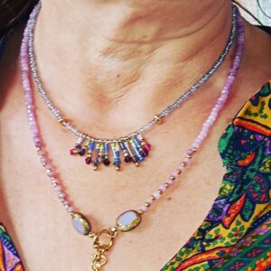 Collar doble de rocallas