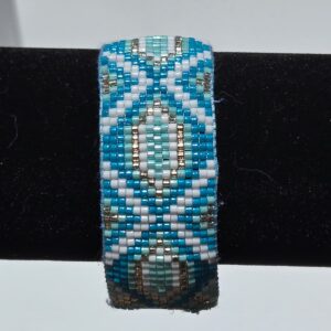 Pulsera telar con miyuki